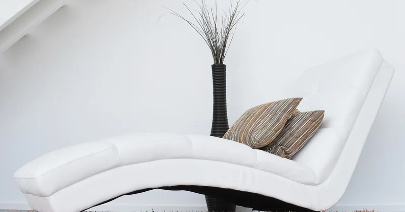 Table gigogne Conforama vs BUT, IKEA, Maisons du Monde : le vrai comparatif