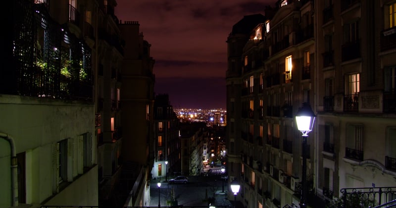Monte-escalier Stannah prix : le vrai budget à prévoir