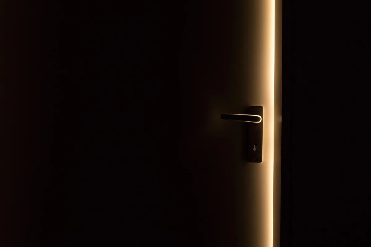 Qui appeler pour une porte bloquée à Bardonnex ?