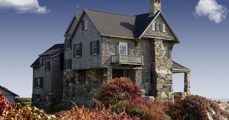 Couleur de façade maison tendance 2023 : 15 idées qui font craquer
